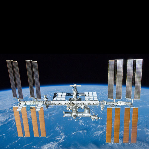 Weltall answer: ISS