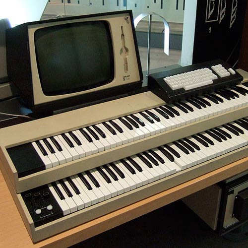 Instruments answer: SYNTHESIZER
