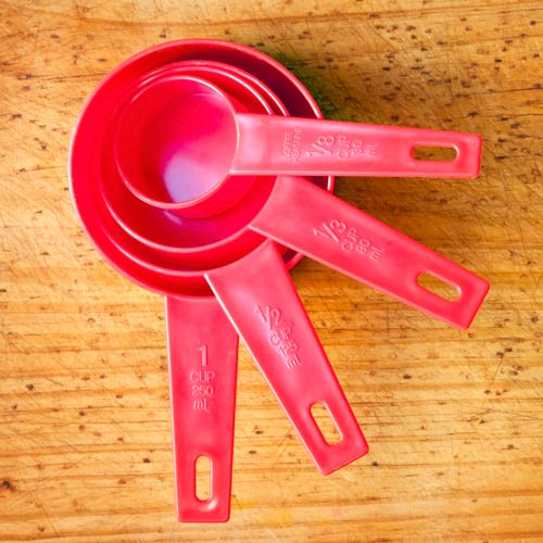 Kitchen Utensils answer: MEASURING CUPS