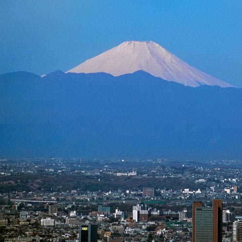 Monuments answer: MONT FUJI