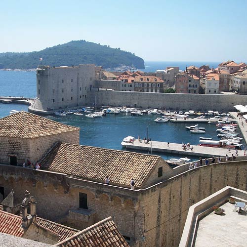 Monuments answer: DUBROVNIK