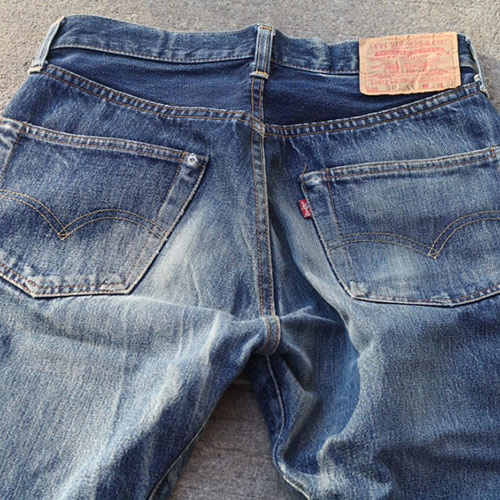 One-Something answer: LEVIS 501`S