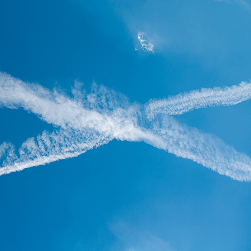 Weather answer: CONTRAILS