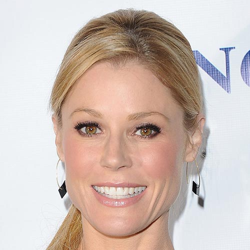 Actrices answer: JULIE BOWEN