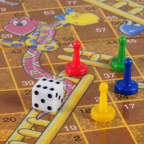Juegos answer: SNAKES & LADDERS