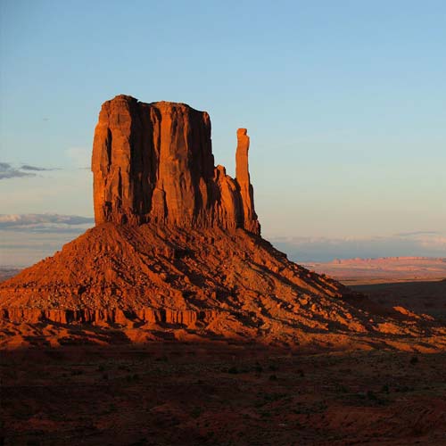 Postales answer: MONUMENT VALLEY